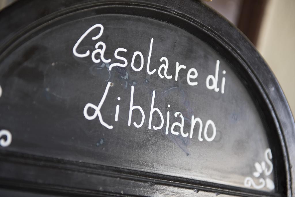 Hostal Il Casolare Di Libbiano San Gimignano Exterior foto