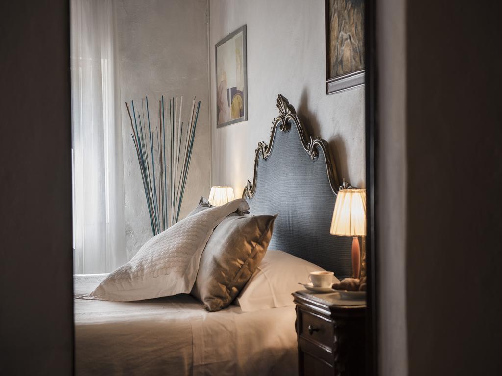 Hostal Il Casolare Di Libbiano San Gimignano Exterior foto