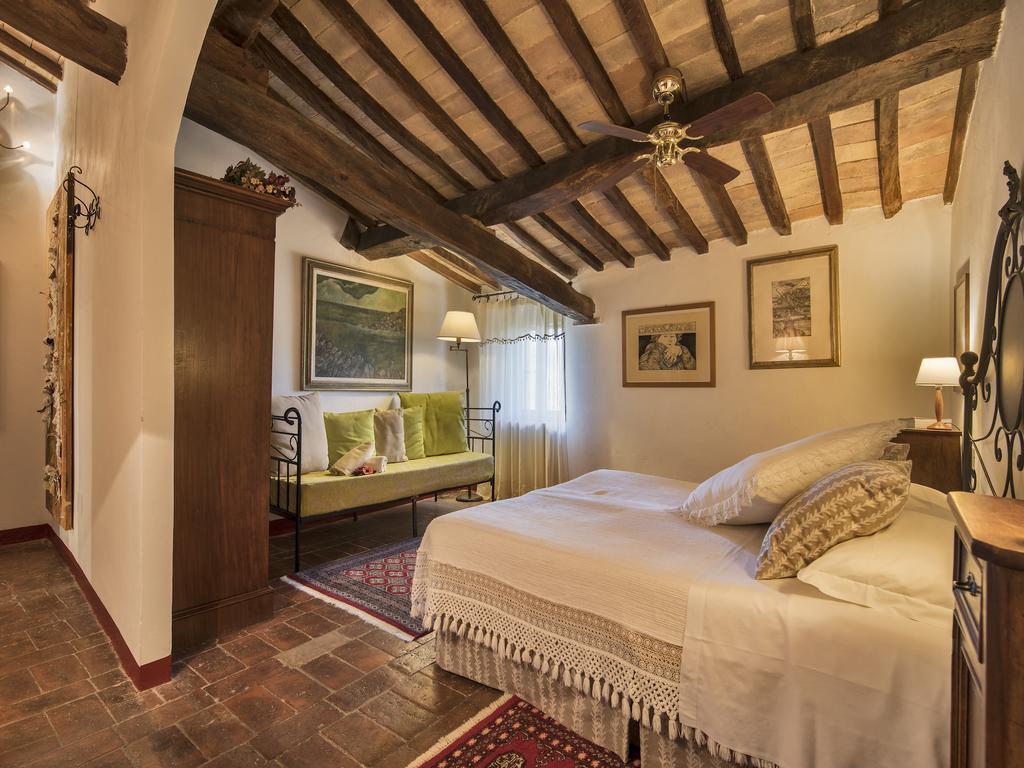 Hostal Il Casolare Di Libbiano San Gimignano Exterior foto