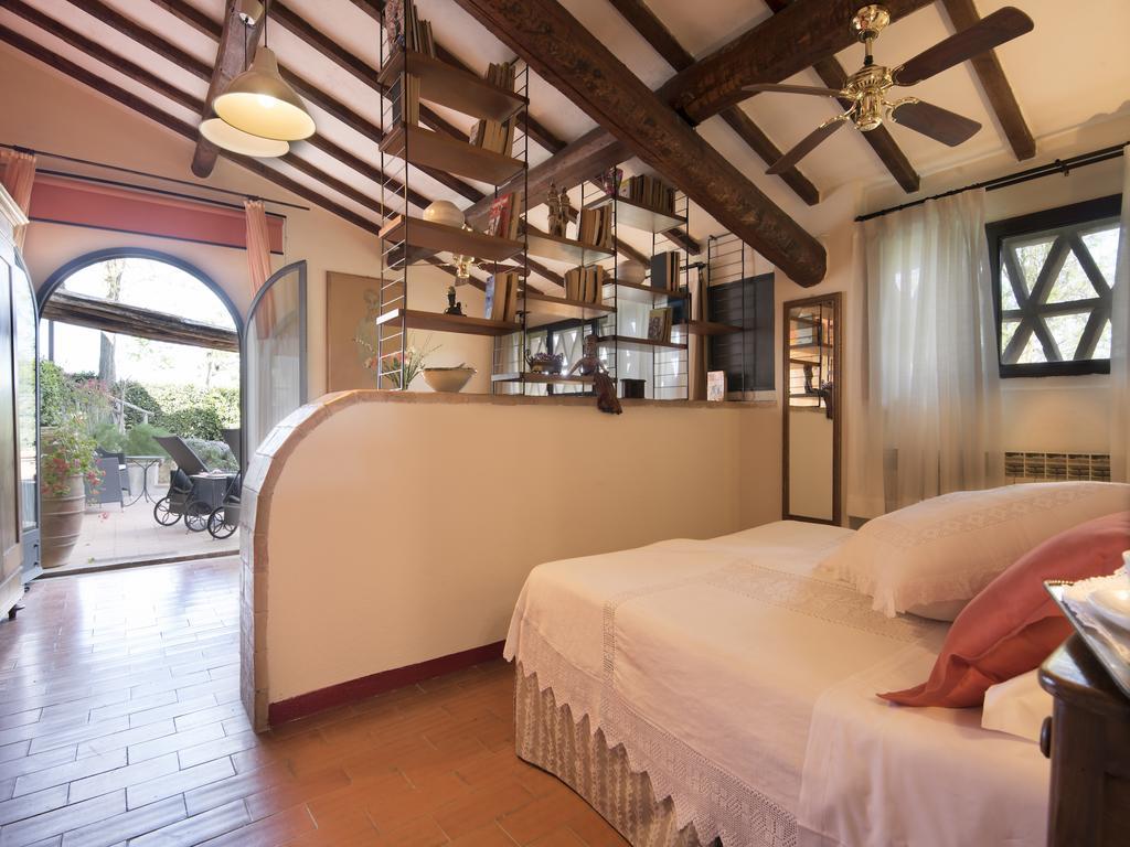 Hostal Il Casolare Di Libbiano San Gimignano Exterior foto
