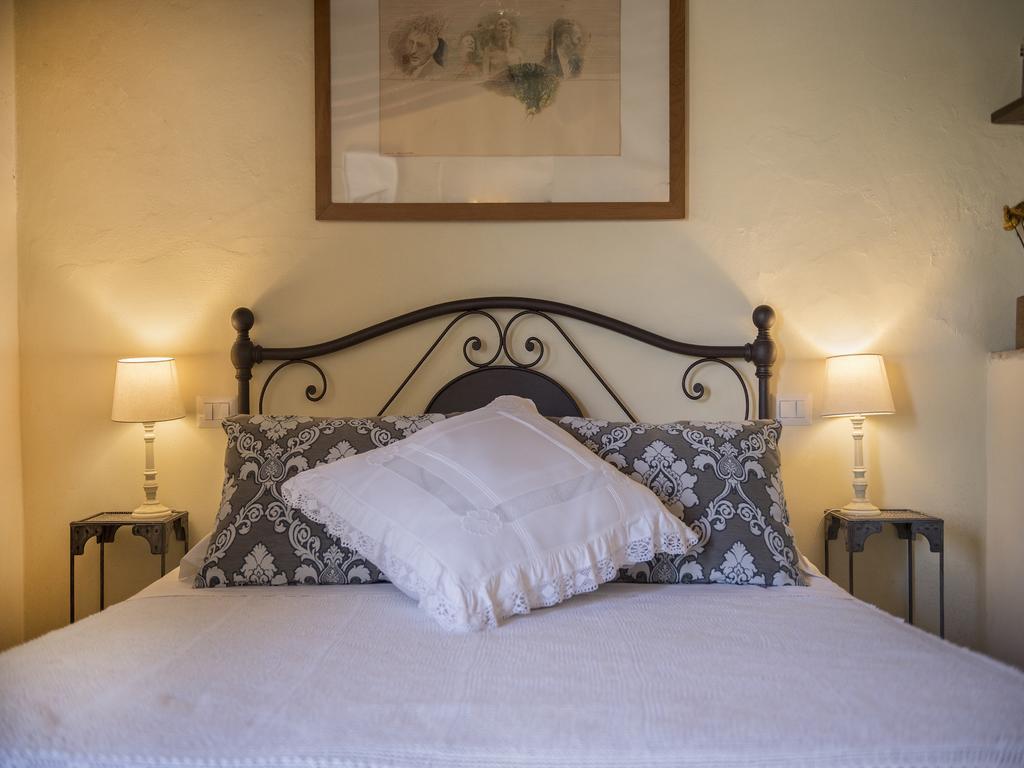 Hostal Il Casolare Di Libbiano San Gimignano Exterior foto